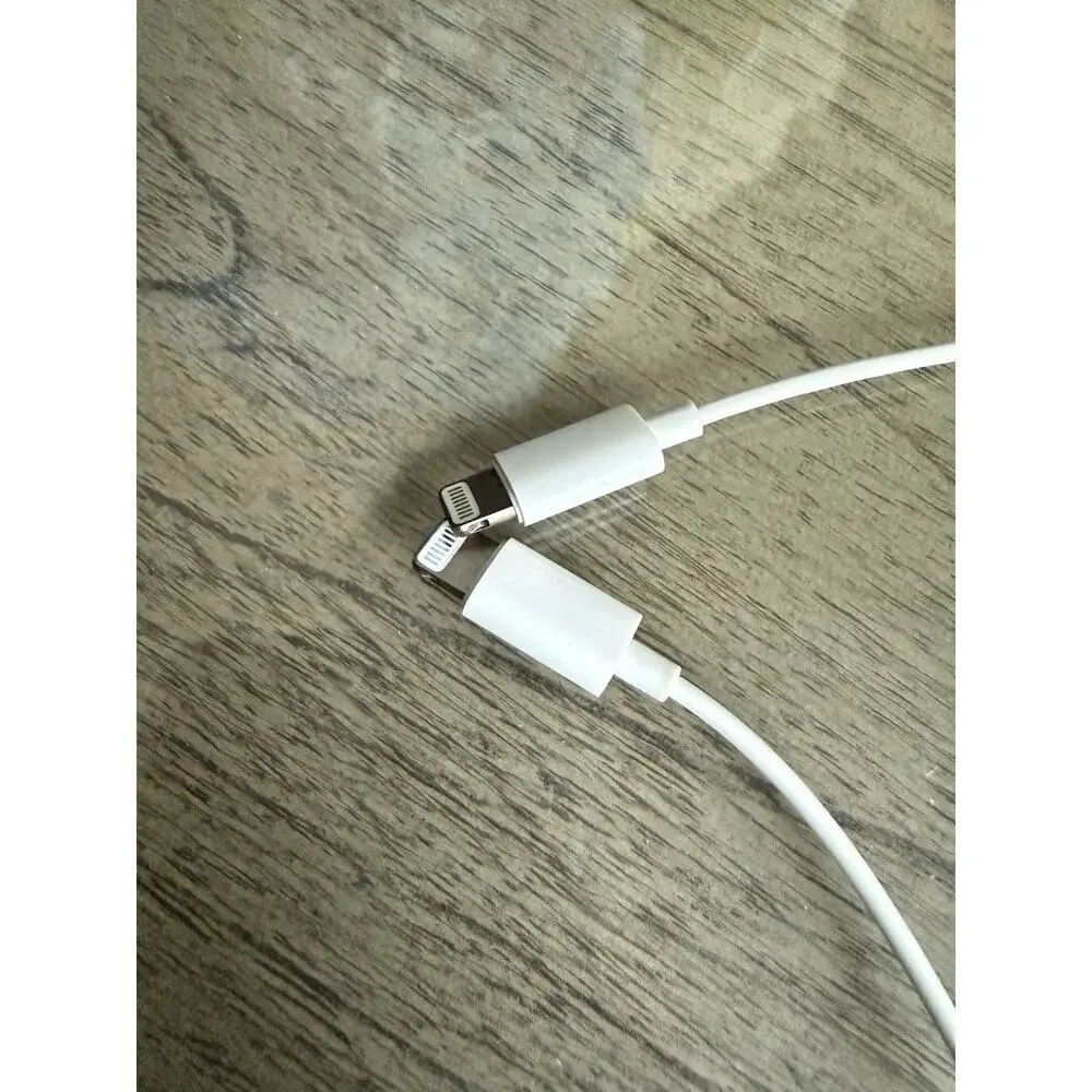 Lot of 2 Genuine Apple EarPods Headphones with Lightning Connector White OEM
